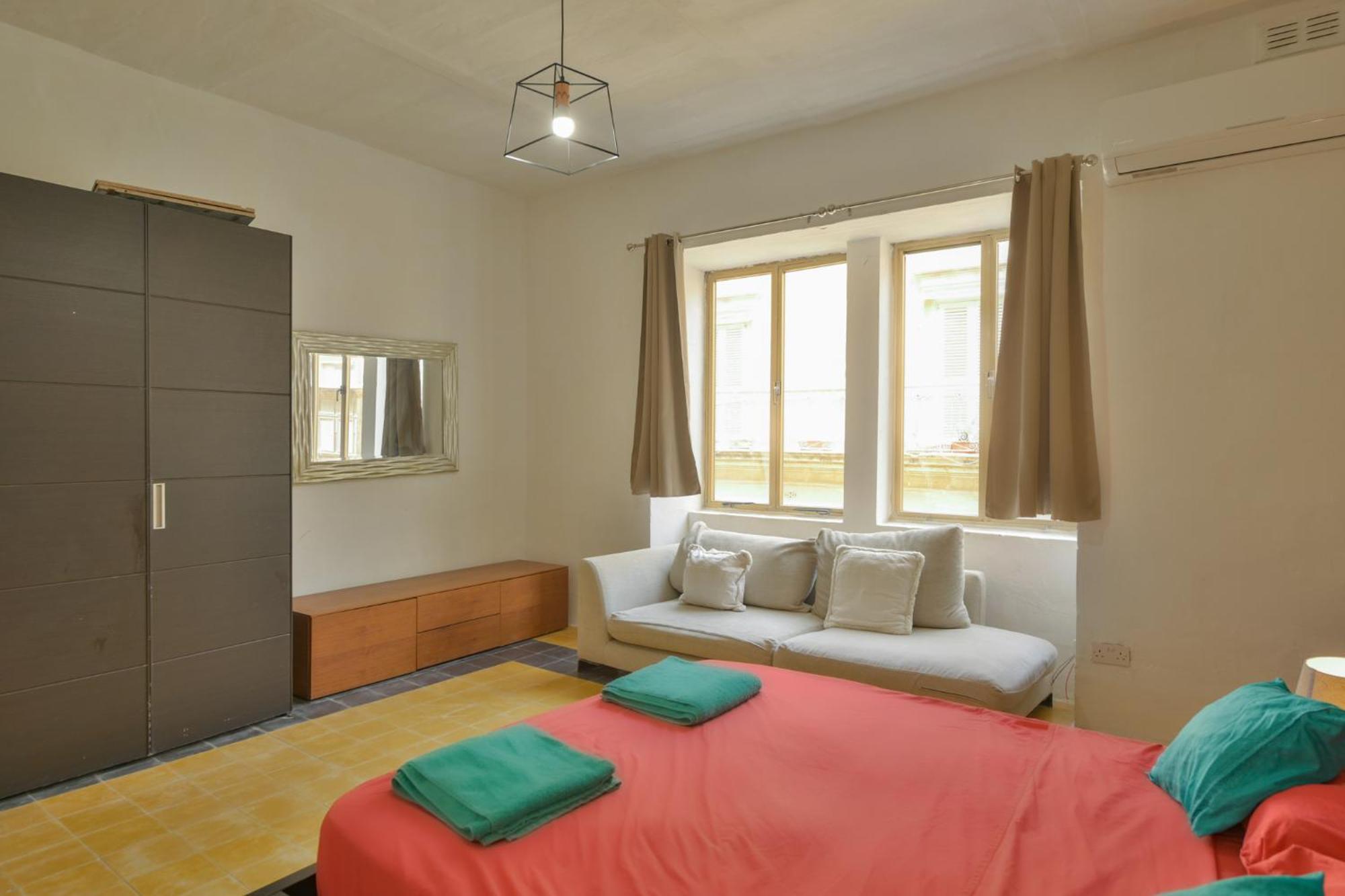 New 1 Bedroom Apartment In Valletta City Centre With Terrace And Views Экстерьер фото