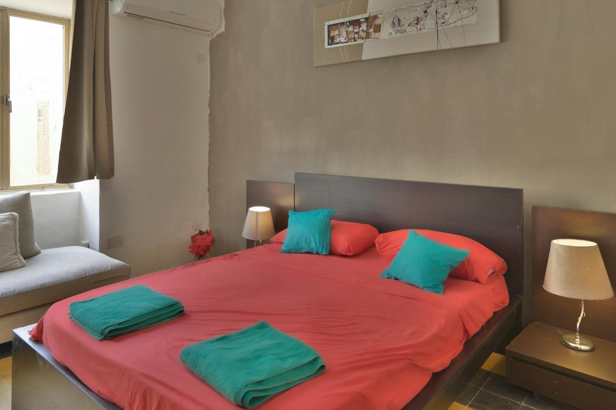 New 1 Bedroom Apartment In Valletta City Centre With Terrace And Views Экстерьер фото