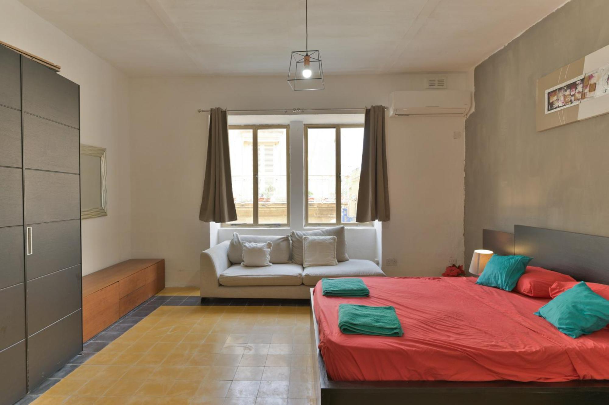 New 1 Bedroom Apartment In Valletta City Centre With Terrace And Views Экстерьер фото